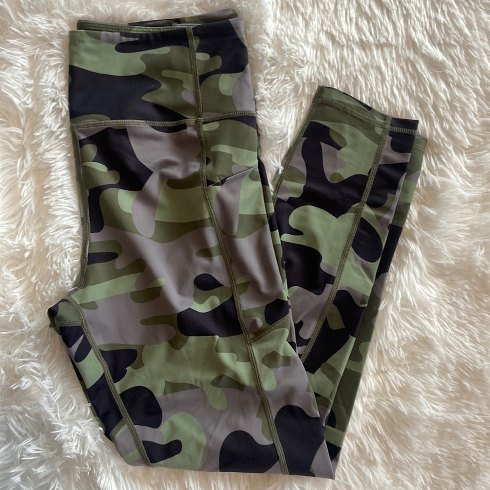 Zyia leggings